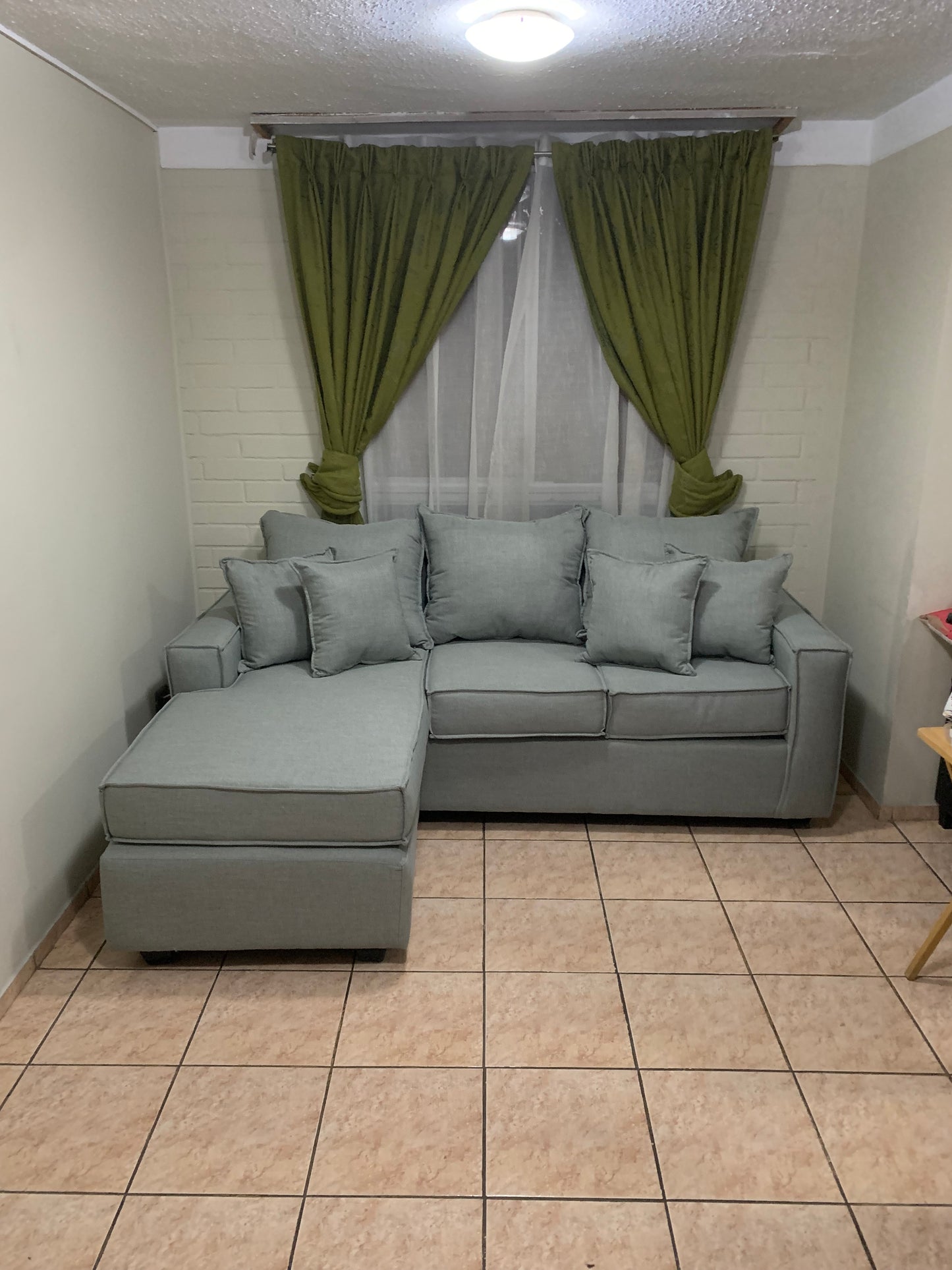 Inter Homero Plus* / Gris Claro / Lino Rustico, Lino Soft y Felpa