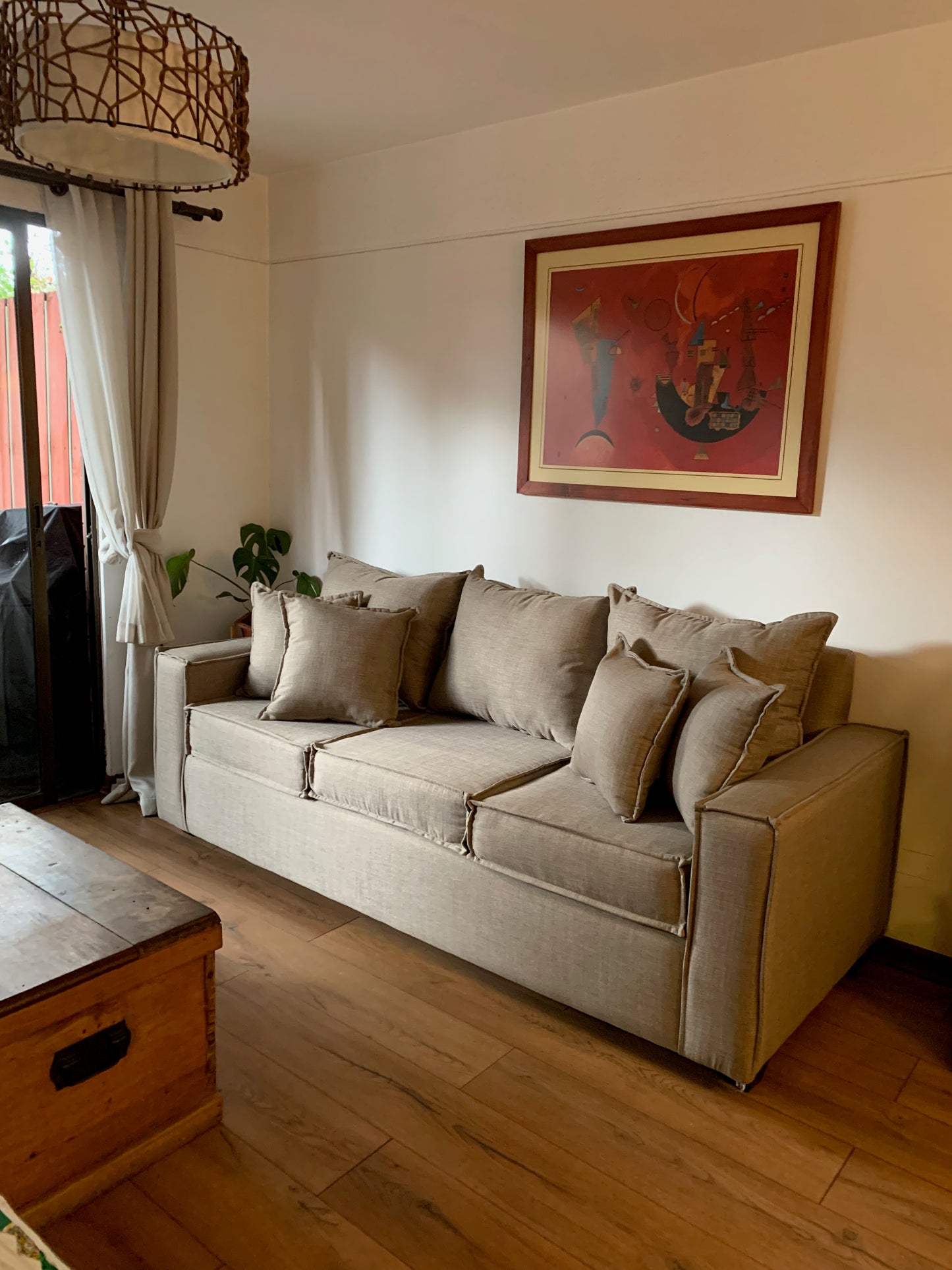 Sofa 3 cuerpos 3 Asientos Homero Plus / 7 Cojines 3 Grandes y 4 Pequeños Decorativos